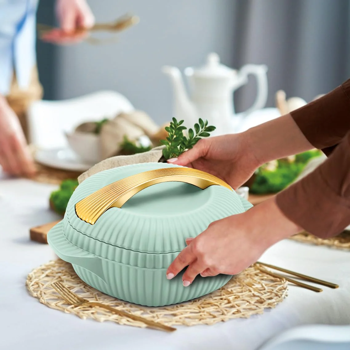 OYSTER 1500ML CASSEROLE LIGHT GREEN (AM-OYSC1500LG202-BM)