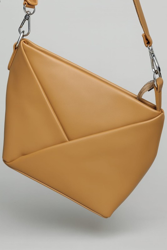 Geometric Tan Leather Shoulder Bag - AM01427MB Modern design with a stylish edge
